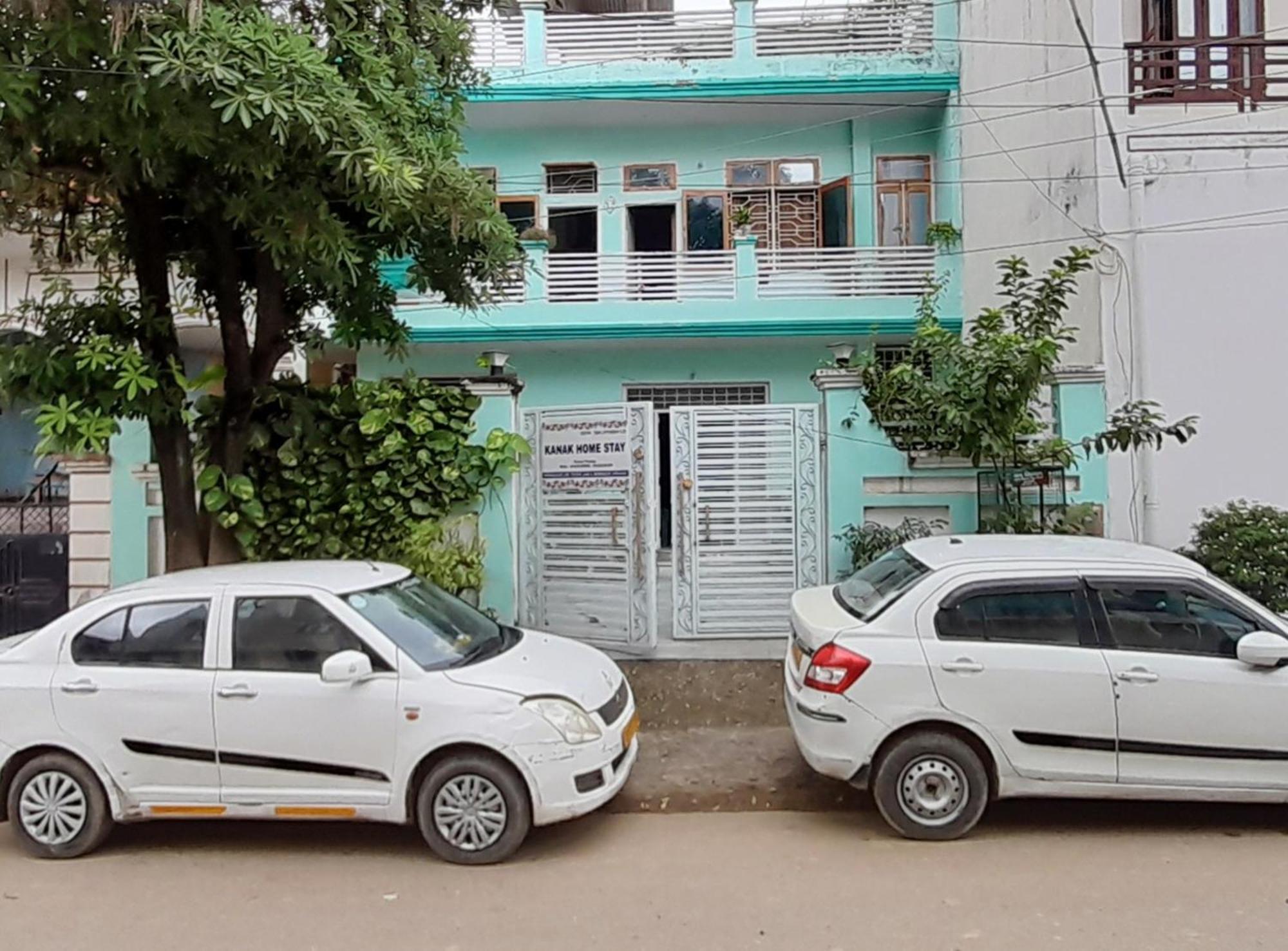 Kanak Home Stay Варанаси Экстерьер фото